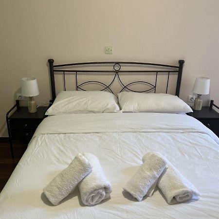 Retro At Pagrati Apartment เอเธนส์ ภายนอก รูปภาพ