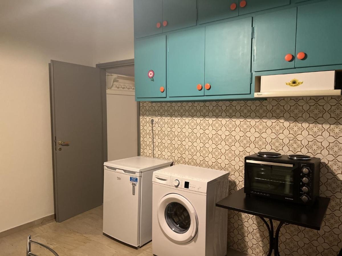 Retro At Pagrati Apartment เอเธนส์ ภายนอก รูปภาพ
